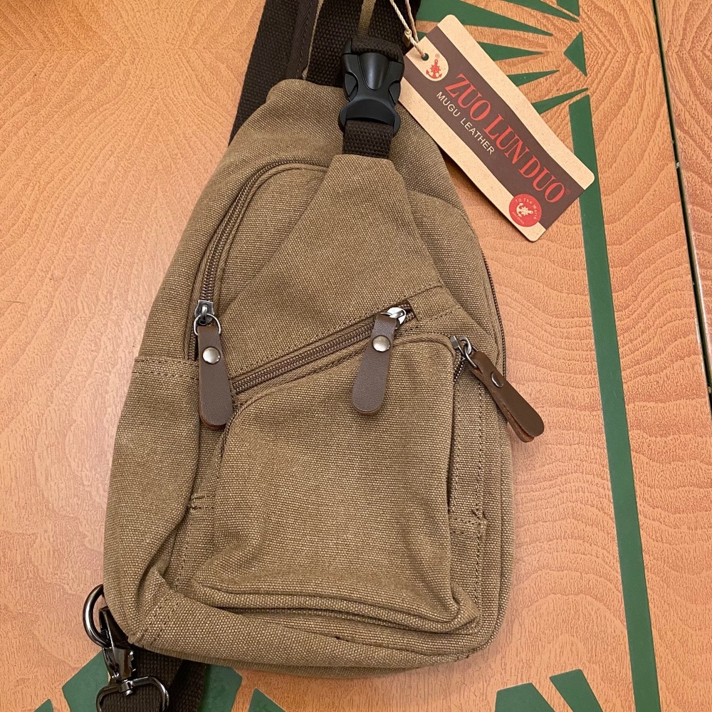 ZUO LUN DUO MUGU Canvas Shoulder bag (USB charging port on the side)